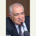 Трое телеведущих "бросили вызов" народной артистке Айгюн Кязимовой (фотосессия)